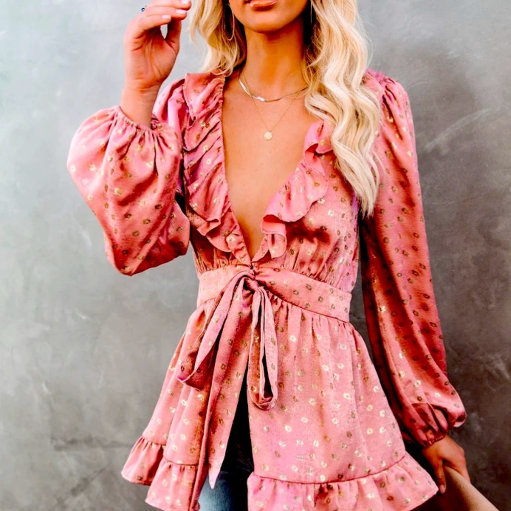 VICI rose and gold long sleeve top